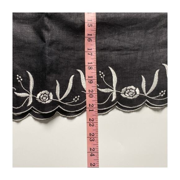 Tribeca Studio Black Linen Pencil Skirt Embroidered Hem Size 10P Lined Workwear - Picture 8 of 11